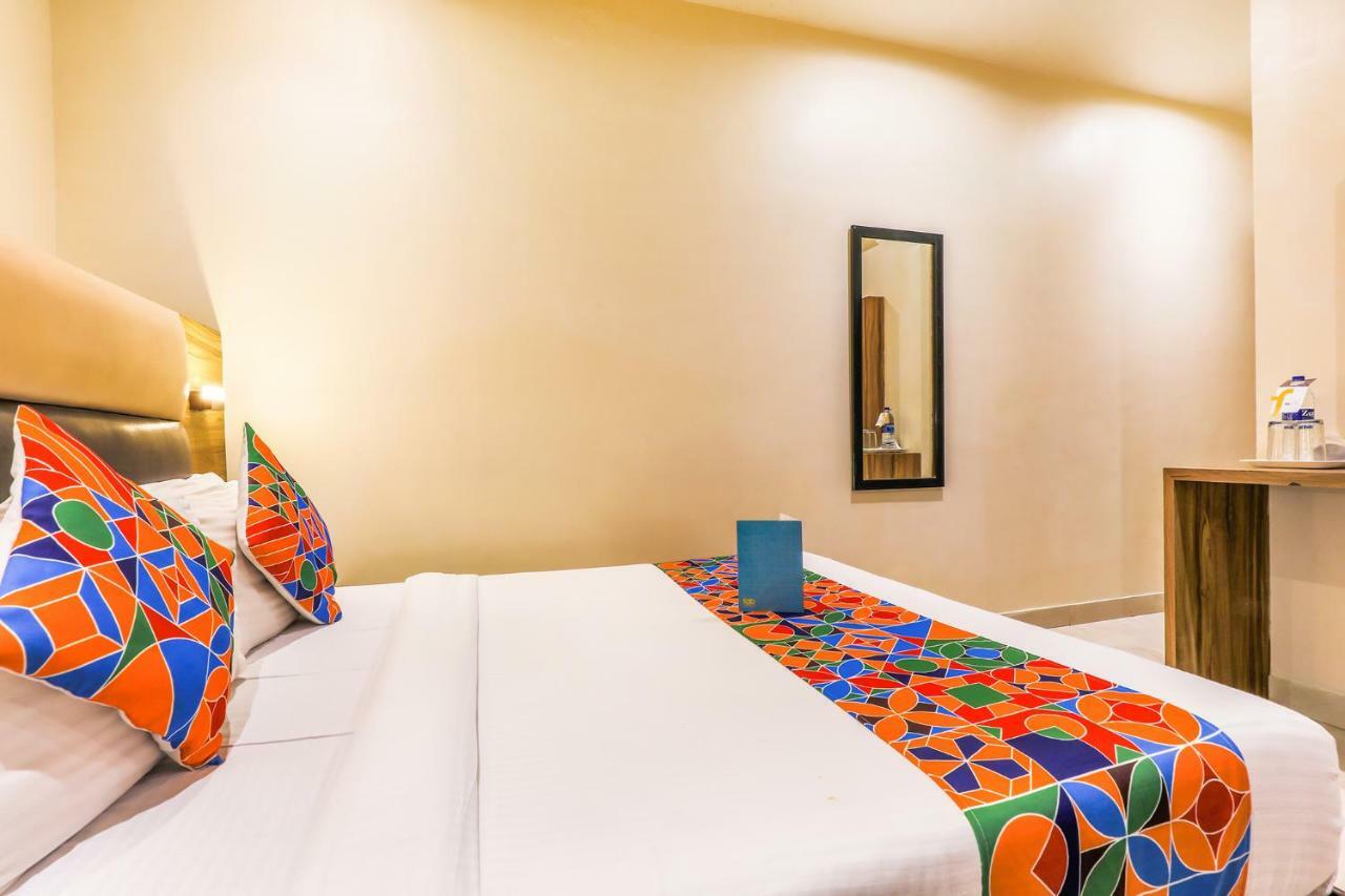 Hotel Fabexpress Liwa International Andheri East Bombaj Zewnętrze zdjęcie